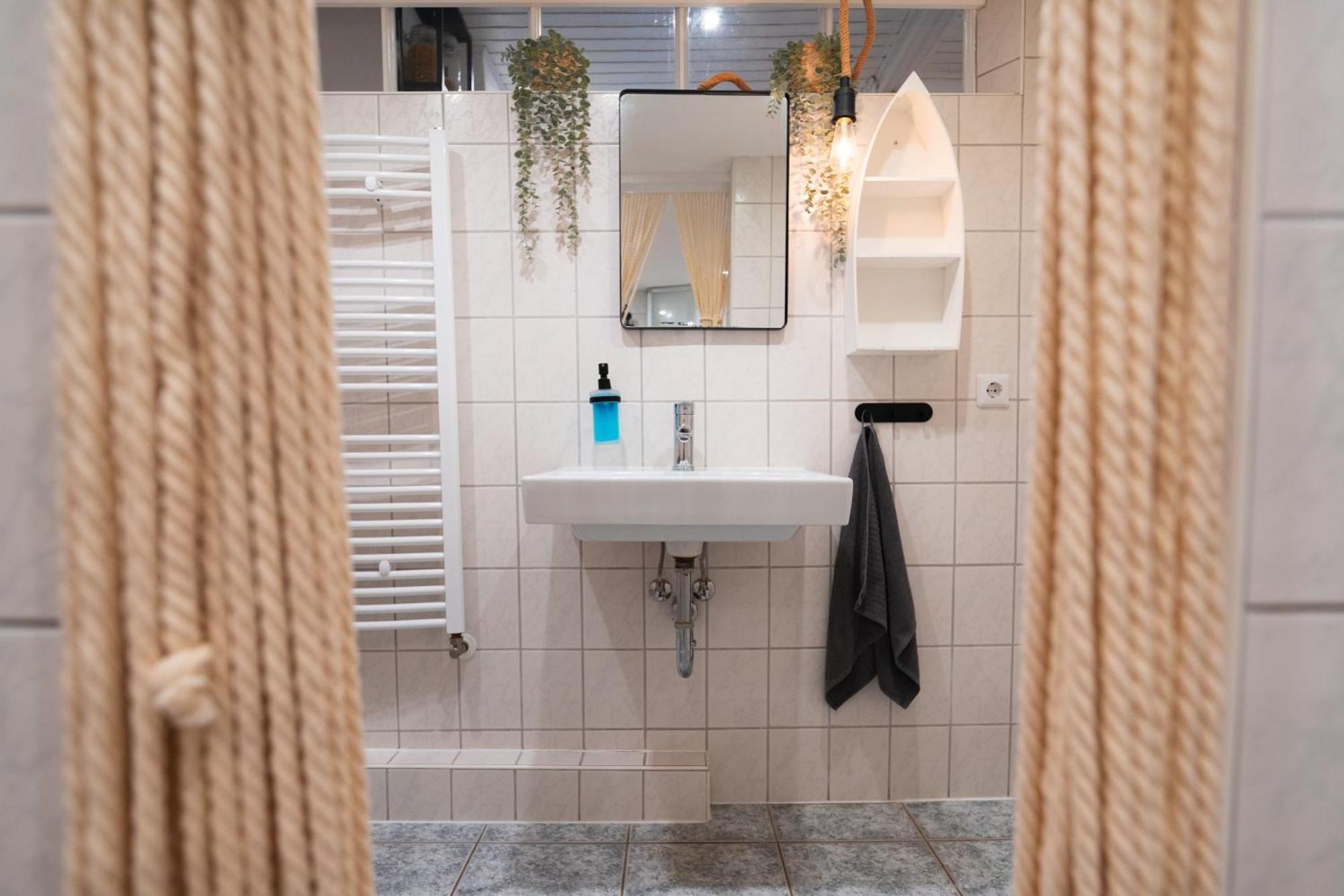 Adventure Apartment - Hochebene, Terrasse & Top Lage Bremerhaven Bagian luar foto